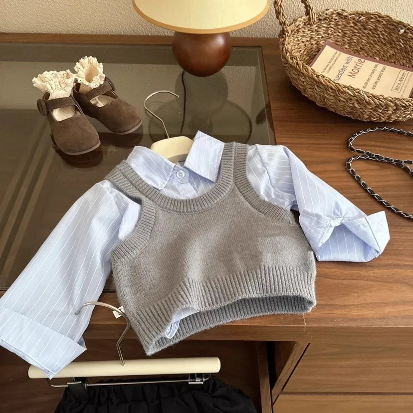 Girl Suit Korean Version of Baby Girl Autumn Knitted Vest Vest Blue Striped Shirt Pleated Skirt Three-piece Set Fashion